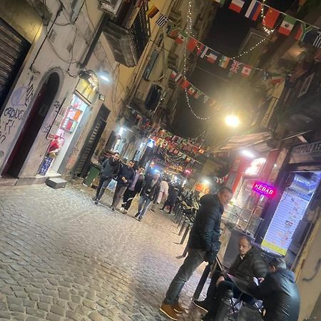 Casa Vacanza La Serenella Appartement Napels Buitenkant foto